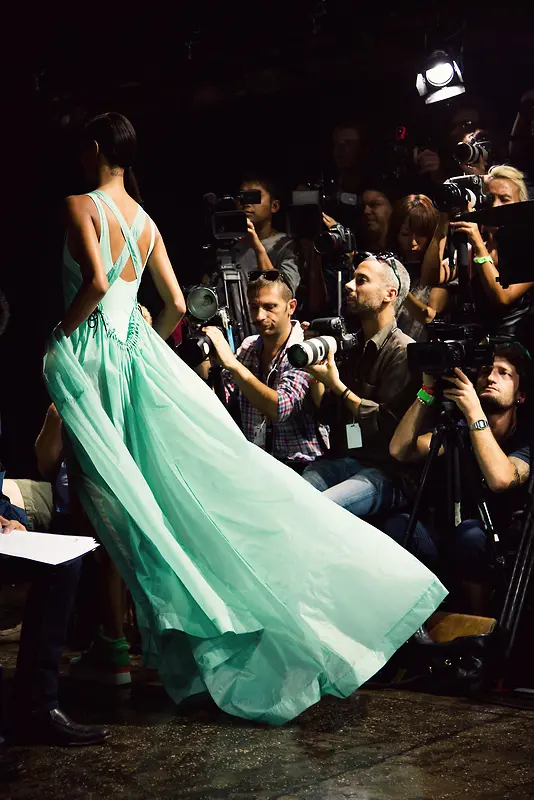 ������Ůװʱ������-������