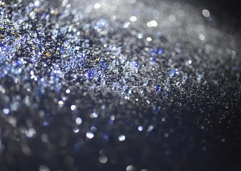 ���-������