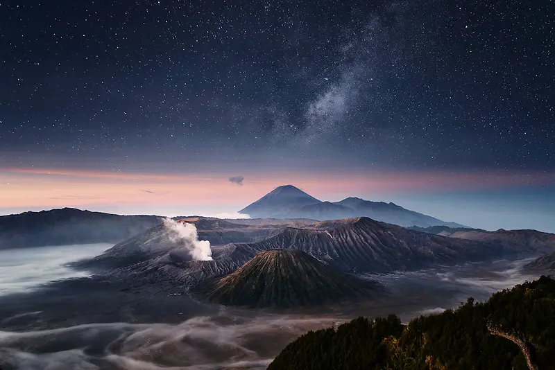 ɽ��Ƕȴ�����Ӱ-������