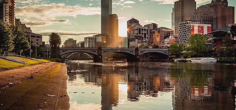 ���б���-������