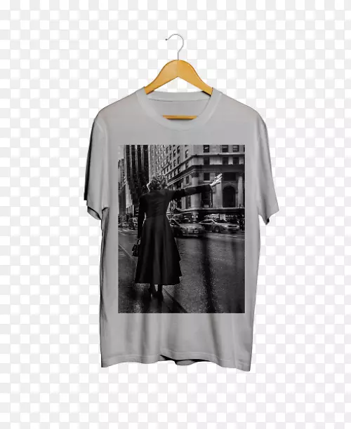 t��������t��-������