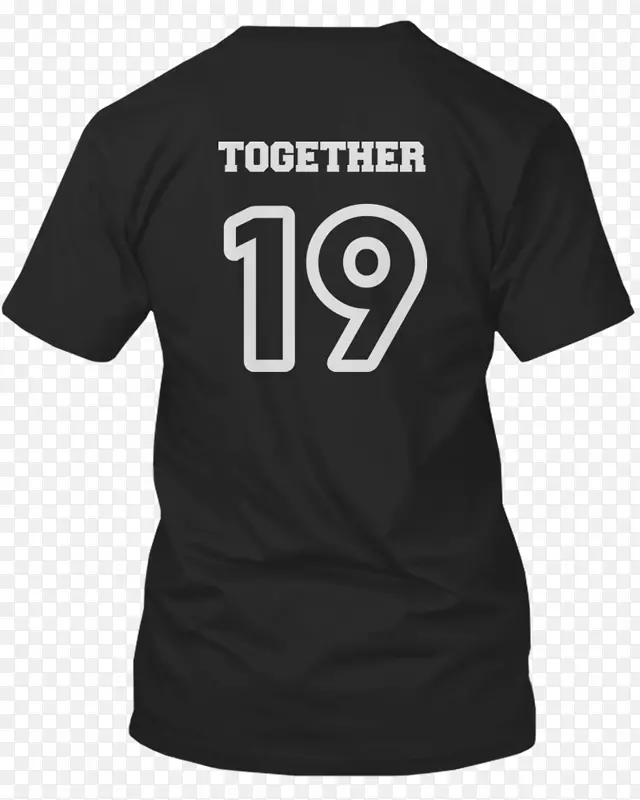 ����t������-������