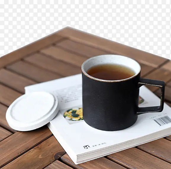 �����ϵĺ�ɫ����-������