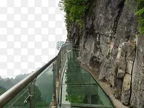 �żҽ����±��ϵĲ���С·-������