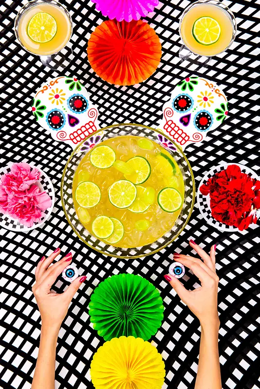 �ڰ�ɫ���α�ֽ�ϵ�ʳ��-������