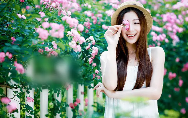 ������Ӱ�ڻ�԰��ˣ����Ů-������