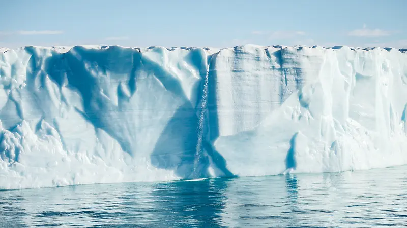 ������Ӱ��ɫ�ı�ɽѩ��-������