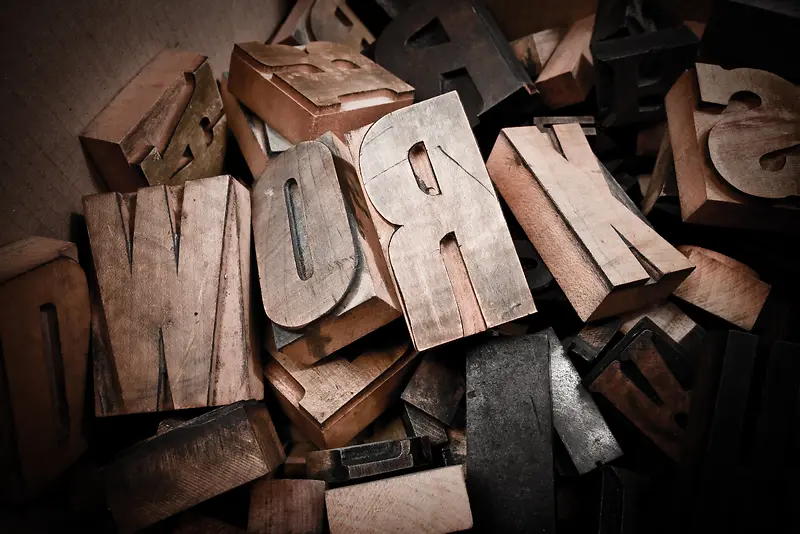 һ����ĸ���屳��-������