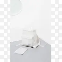 白色钟表白色包包-空若网 白色钟表白色包包-空若网