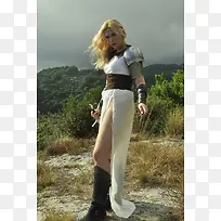 金发白衣女战士摄影图-空若网 金发白衣女战士摄影图-空若网