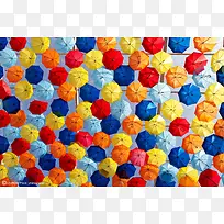 抢眼背景彩色的伞-空若网 抢眼背景彩色的伞-空若网