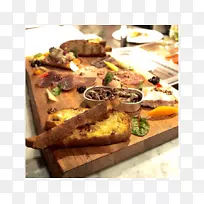 奥斯普罗酒馆的视频安装艺术提升工作室-空若网 奥斯普罗酒馆的视频安装艺术提升工作室-空若网