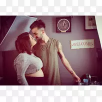 家庭母亲-儿子怀孕摄影-家庭-空若网 家庭母亲-儿子怀孕摄影-家庭-空若网