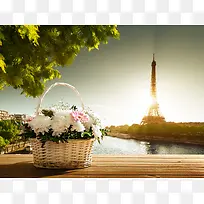 美丽的花盆与铁塔的唯美图片-空若网 美丽的花盆与铁塔的唯美图片-空若网