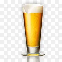 酒和啤酒杯-空若网 酒和啤酒杯-空若网