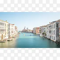 蓝天下白色的楼房-空若网 蓝天下白色的楼房-空若网