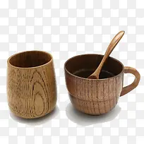 两个木头制作的杯子-空若网 两个木头制作的杯子-空若网