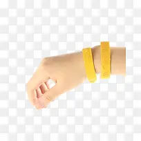 带着驱蚊手环的手-空若网 带着驱蚊手环的手-空若网