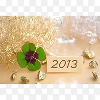 黄金草和三叶草-空若网 黄金草和三叶草-空若网