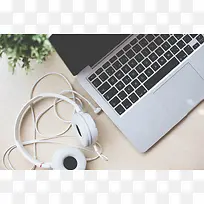 �����Եİ�ɫ����-������