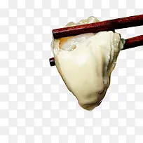 筷子夹起的生蚝-空若网 筷子夹起的生蚝-空若网