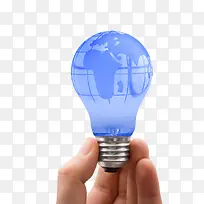 手拿灯泡-空若网 手拿灯泡-空若网