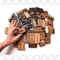 ÊÖºÍÒ»¶ÑÁ¢Ìå×Öĸ±³¾°-¿ÕÈôÍø ÊÖºÍÒ»¶ÑÁ¢Ìå×Öĸ±³¾°-¿ÕÈôÍø