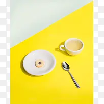 青黄色背景白色餐具-空若网 青黄色背景白色餐具-空若网