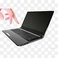 按笔记本电脑的手-空若网 按笔记本电脑的手-空若网
